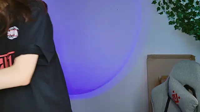 Yoka paradoXXX online show from September 23, 2025, 5:14 am