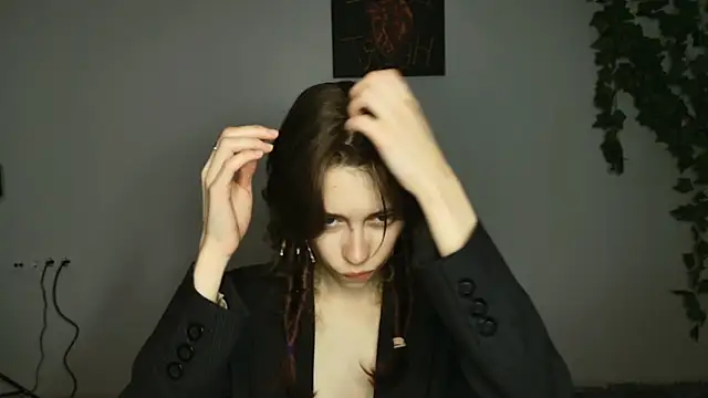 Yoka paradoXXX online show from October 10, 2025, 5:08 am