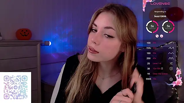 Leila Vanilla online show from November 1, 2025, 2:40 am