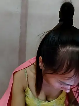 Yumyum kiw online show from December 2, 2025, 10:17 am