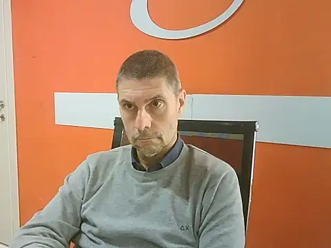 max79ve31 online show from November 3, 2025, 12:53 pm