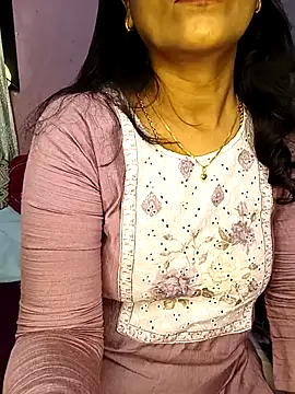 Snapshot of Marathi_rani2 chatting on September 12, 2025, 6:24 am Marathi rani2 online show from September 12, 2025, 6:24 am