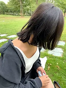 wemroudeyu online show from November 11, 2025, 5:24 am