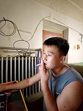 Fengbaby-555 online show from September 12, 2025, 10:04 am