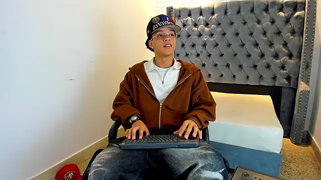 MARSHALL SPENCER online show from March 25, 2026, 12:59 pm