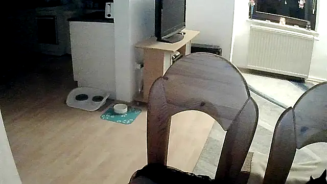 Minou1610 online show from November 10, 2025, 7:41 pm