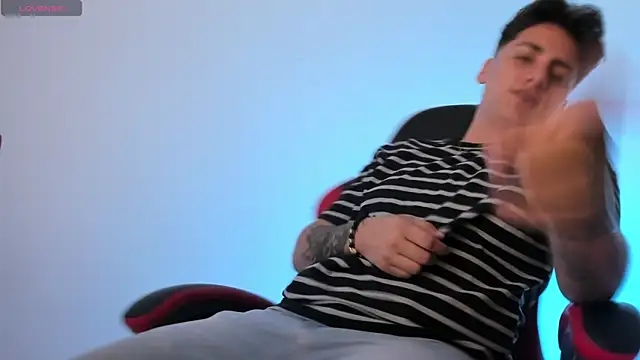 PeytonBox online show from September 18, 2025, 11:35 am