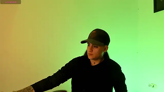 PeytonBox online show from September 19, 2025, 11:36 am