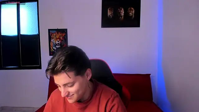 PeytonBox online show from September 9, 2025, 1:09 pm