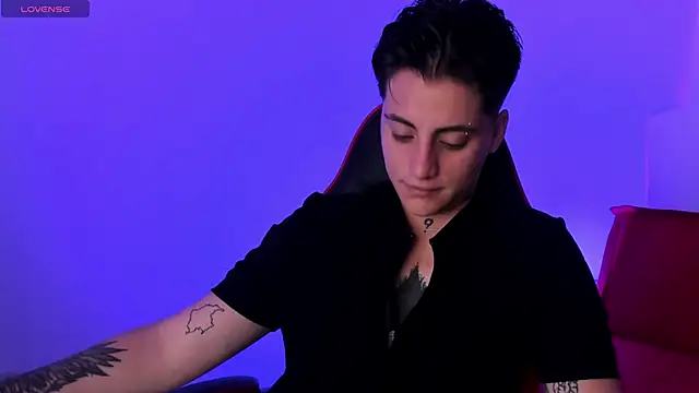 PeytonBox online show from September 24, 2025, 11:28 am