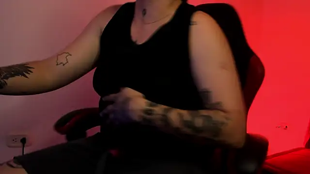 PeytonBox online show from October 14, 2025, 11:25 pm