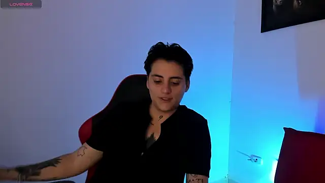 PeytonBox online show from October 22, 2025, 11:53 am