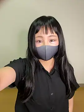 nayuta 777  online show from September 16, 2025, 3:35 pm