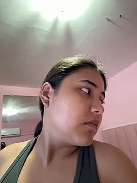 Snapshot of adventure_of_young_2 chatting on November 29, 2025, 11:10 am adventure of young 2 online show from November 29, 2025, 11:10 am