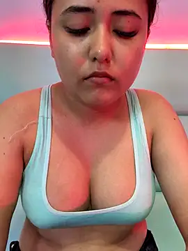 Snapshot of adventure_of_young_2 chatting on November 11, 2025, 11:27 am adventure of young 2 online show from November 11, 2025, 11:27 am