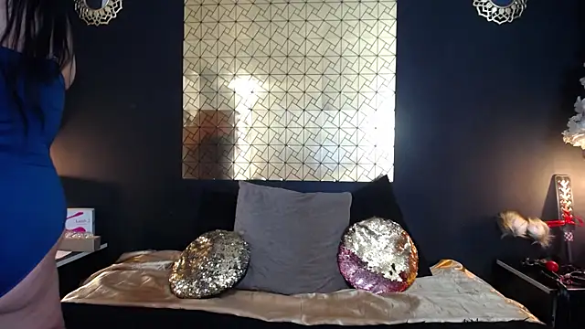 Snapshot of kinky_momm chatting on April 20, 2026, 3:35 pm kinky momm online show from April 20, 2026, 3:35 pm
