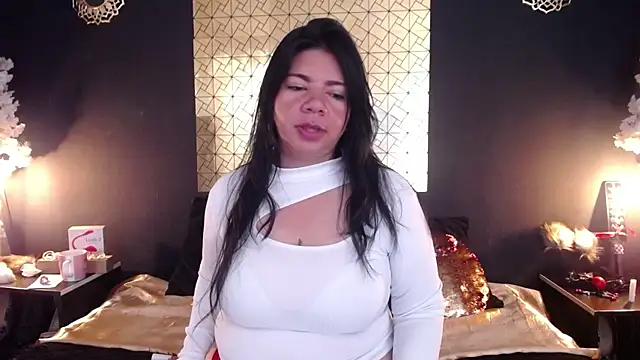 Snapshot of kinky_momm chatting on April 17, 2026, 3:26 pm kinky momm online show from April 17, 2026, 3:26 pm