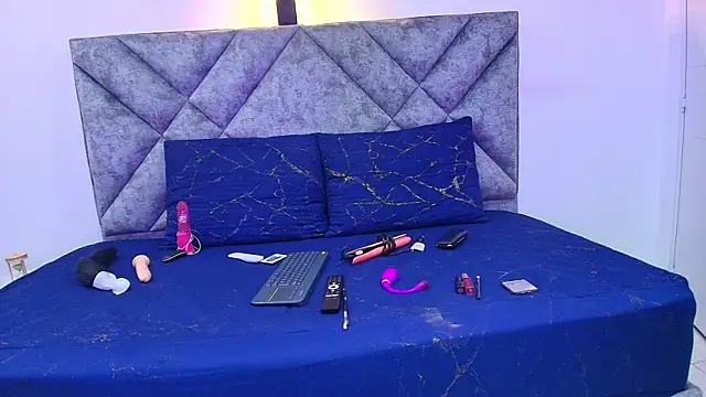 Snapshot of Shantey_Laurent chatting on September 20, 2025, 2:00 pm Shantey Laurent online show from September 20, 2025, 2:00 pm