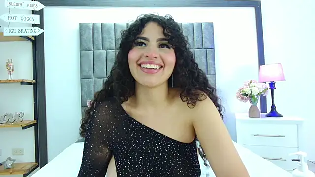 Snapshot of Skyler_Fox_ chatting on January 15, 2026, 8:12 pm Skyler Fox online show from January 15, 2026, 8:12 pm