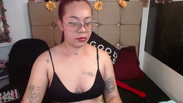 MIA  SPENCER online show from March 16, 2026, 9:39 pm