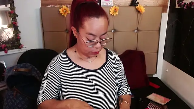 Snapshot of MIA__SPENCER chatting on March 3, 2026, 5:09 pm MIA SPENCER online show from March 3, 2026, 5:09 pm