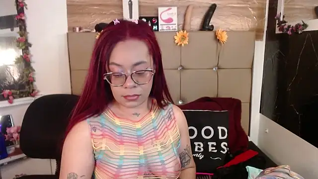 MIA  SPENCER online show from March 25, 2026, 7:57 pm