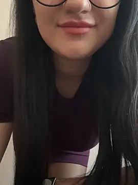 Molly-molly- online show from September 10, 2025, 5:50 am