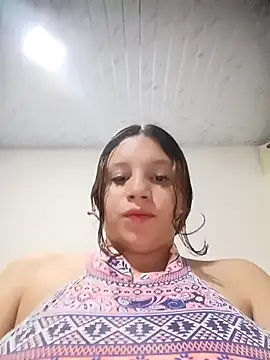 Snapshot of Shell_Latina chatting on May 12, 2026, 3:36 am Shell Latina online show from May 12, 2026, 3:36 am