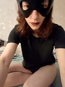 SecretIna online show from February 13, 2026, 9:15 pm