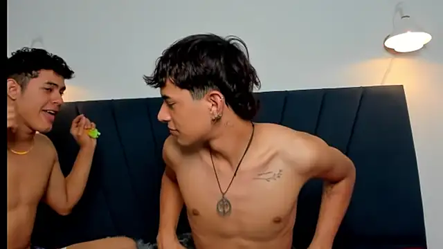 maicol cum23 online show from December 2, 2025, 1:17 am