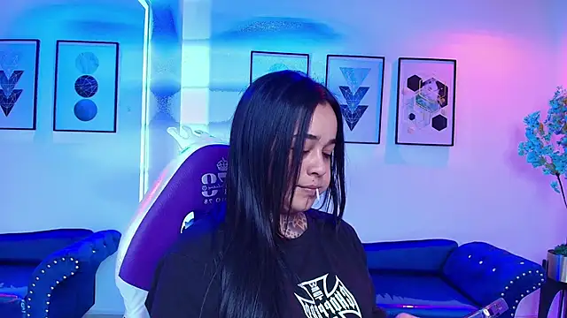 Black roseee online show from March 21, 2026, 3:52 am