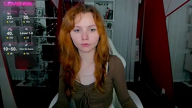 AlisHanson online show from October 14, 2025, 12:06 pm