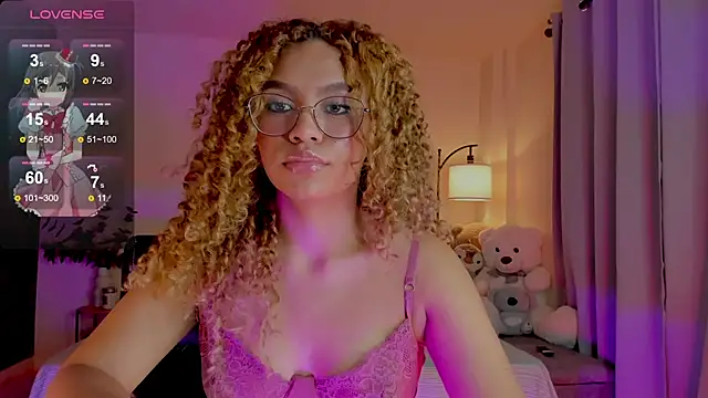 Snapshot of OxanaFedorova1- chatting on May 27, 2026, 1:57 am OxanaFedorova1- online show from May 27, 2026, 1:57 am