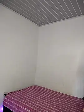 Snapshot of rhizanthella_ chatting on September 10, 2025, 5:34 pm rhizanthella online show from September 10, 2025, 5:34 pm