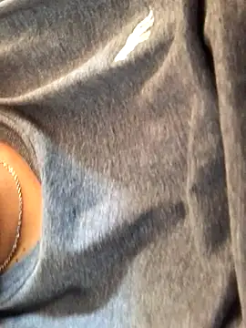 luzmelzinha online show from October 1, 2025, 1:37 pm