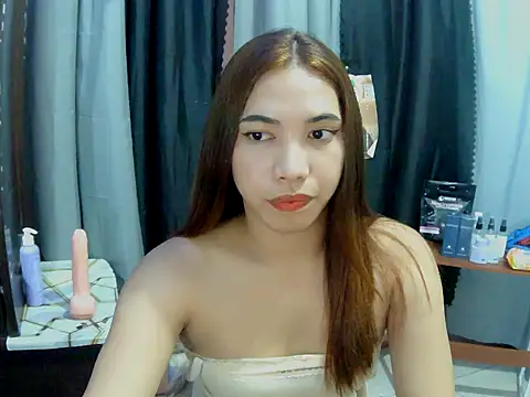 Chen Lavin online show from November 22, 2025, 3:22 pm