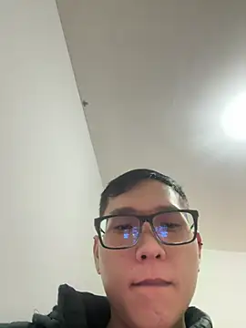 Snapshot of samuelcher chatting on June 17, 2026, 3:28 am samuelcher online show from June 17, 2026, 3:28 am
