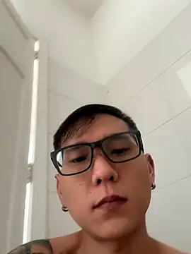 samuelcher online show from October 2, 2025, 1:58 pm