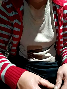 Snapshot of kemtuoi-sex chatting on June 10, 2026, 11:33 am kemtuoi-sex online show from June 10, 2026, 11:33 am