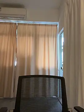 Snapshot of wly2028 chatting on November 30, 2025, 6:03 am wly2028 online show from November 30, 2025, 6:03 am