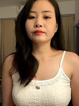 Snapshot of wly2028 chatting on November 12, 2025, 12:31 pm wly2028 online show from November 12, 2025, 12:31 pm