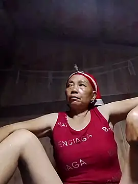 Snapshot of -Xuka-200 chatting on October 11, 2025, 12:17 pm -Xuka-200 online show from October 11, 2025, 12:17 pm