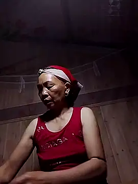 Snapshot of -Xuka-200 chatting on October 5, 2025, 12:51 pm -Xuka-200 online show from October 5, 2025, 12:51 pm