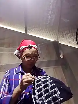 Snapshot of -Xuka-200 chatting on September 26, 2025, 12:50 am -Xuka-200 online show from September 26, 2025, 12:50 am