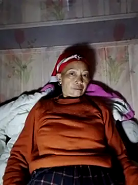 Snapshot of -Xuka-200 chatting on November 6, 2025, 11:20 pm -Xuka-200 online show from November 6, 2025, 11:20 pm