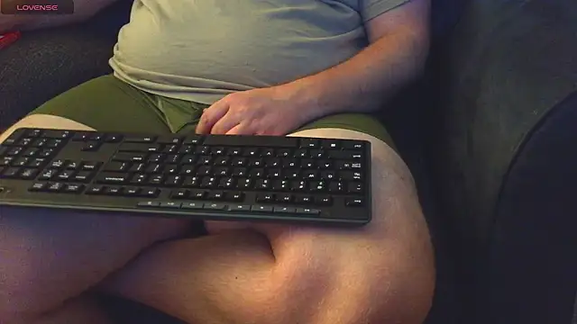 thighguy30 online show from November 2, 2025, 4:50 am