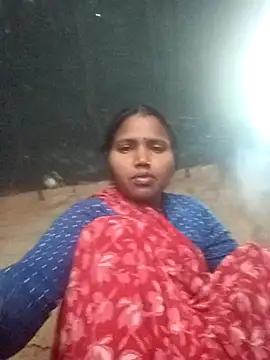 Snapshot of Cm_pooja chatting on November 10, 2025, 2:27 am Cm pooja online show from November 10, 2025, 2:27 am