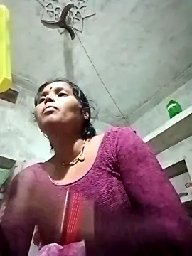 Snapshot of Cm_pooja chatting on September 13, 2025, 1:33 pm Cm pooja online show from September 13, 2025, 1:33 pm