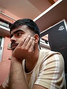 Snapshot of soniriyaa010101 chatting on November 27, 2025, 10:05 am soniriyaa010101 online show from November 27, 2025, 10:05 am