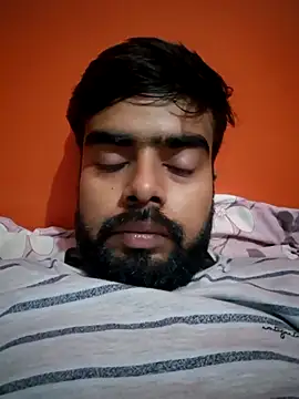 Snapshot of soniriyaa010101 chatting on October 20, 2025, 7:36 pm soniriyaa010101 online show from October 20, 2025, 7:36 pm